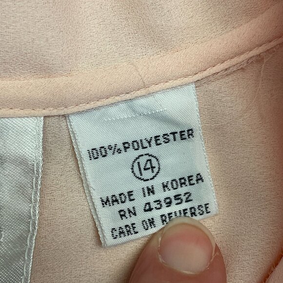 Vintage Romantic Pleated Embroidered Blouse Top 14 Pastel Peach Dainty Sweet - Picture 12 of 16